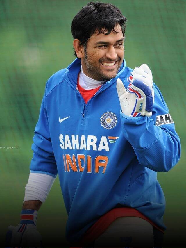 MS Dhoni trending on Twitter